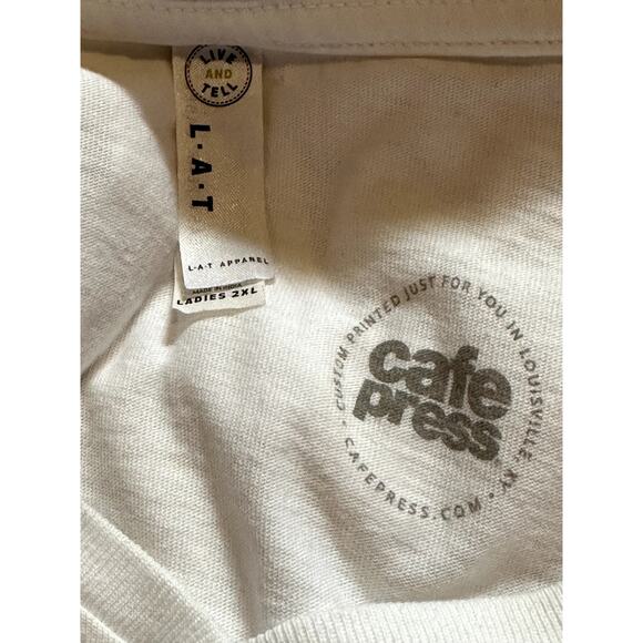 Live and Tell Cafe Press L.A.T Apparel Cruising With My Peeps 2X Peekaboo Back T - Picture 9 of 14